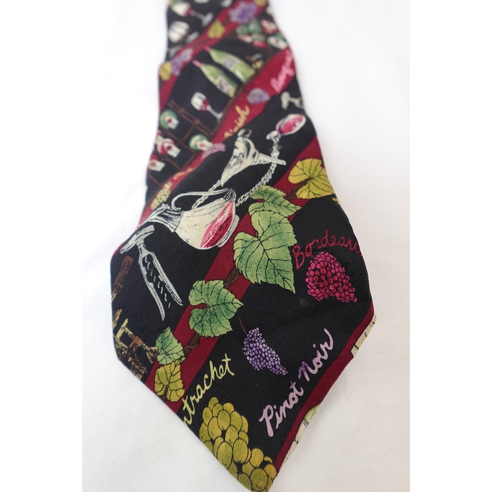 Vintage Wine Lover Tie 100% Silk Pinot Noir‎ Bordeaux Grapes Novelty Necktie